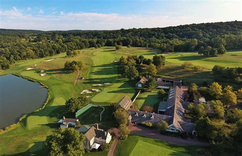 Stonewall Golf Club .